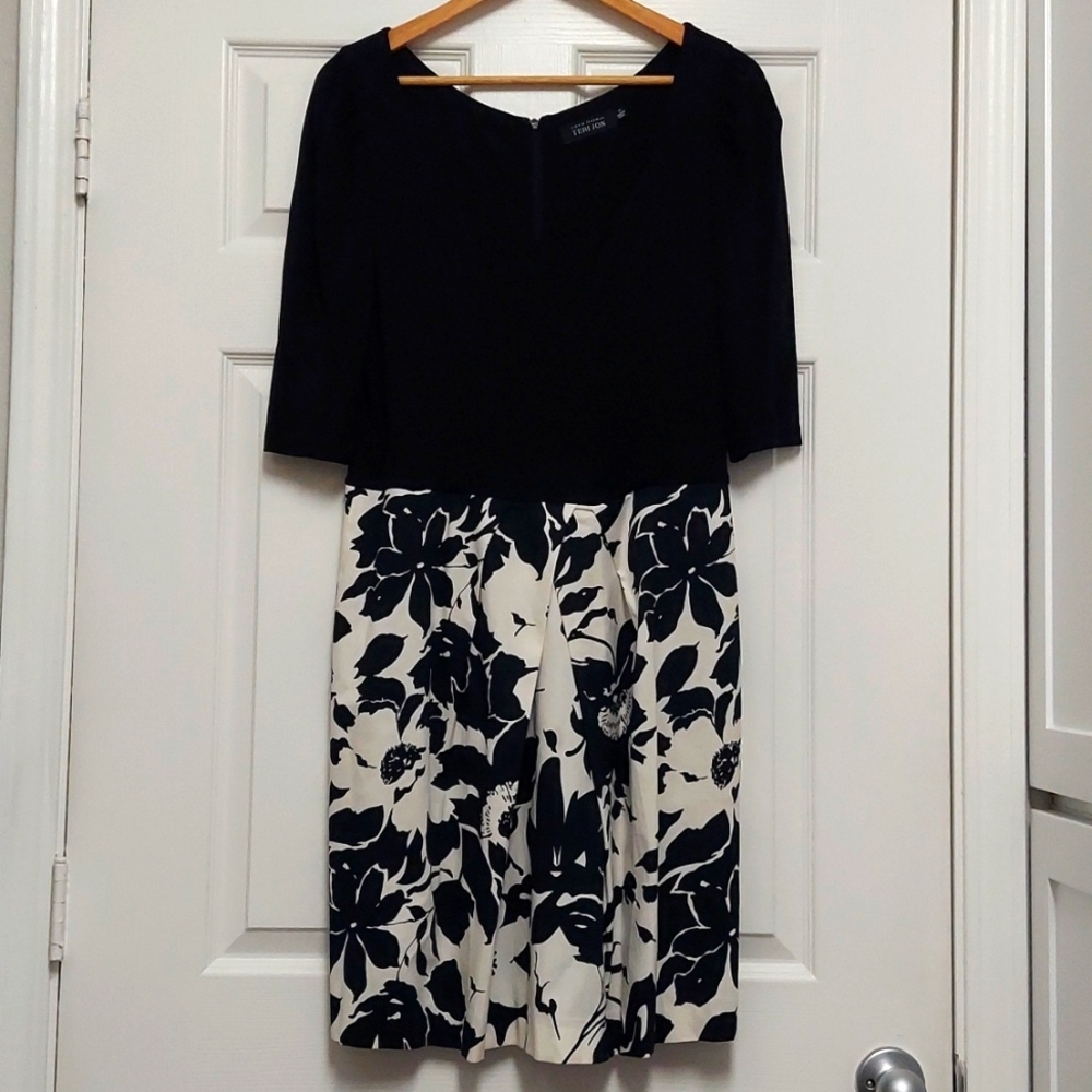 Rickie Freeman by Teri Jon Black/White Size 12 Dress